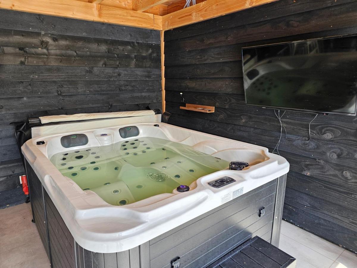 Ham Annex Met Prive Jacuzzi Almelo Exterior foto